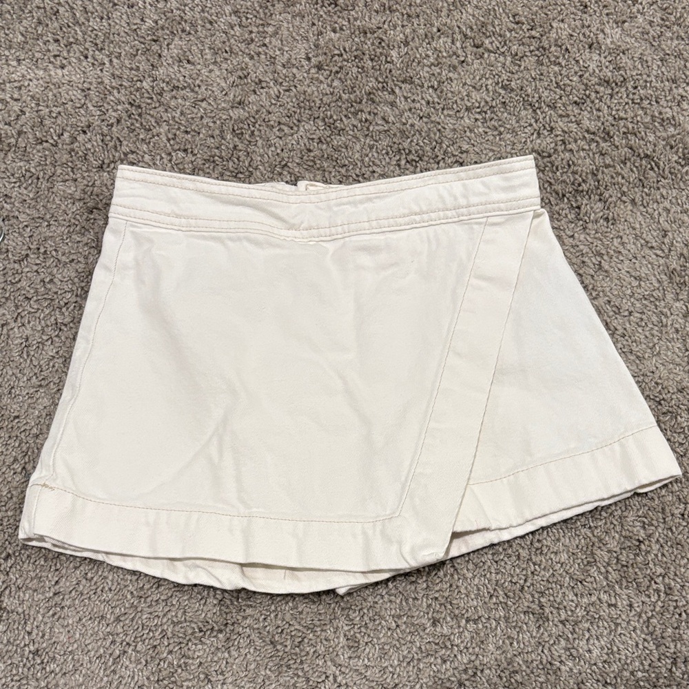 H&M Cream Skort